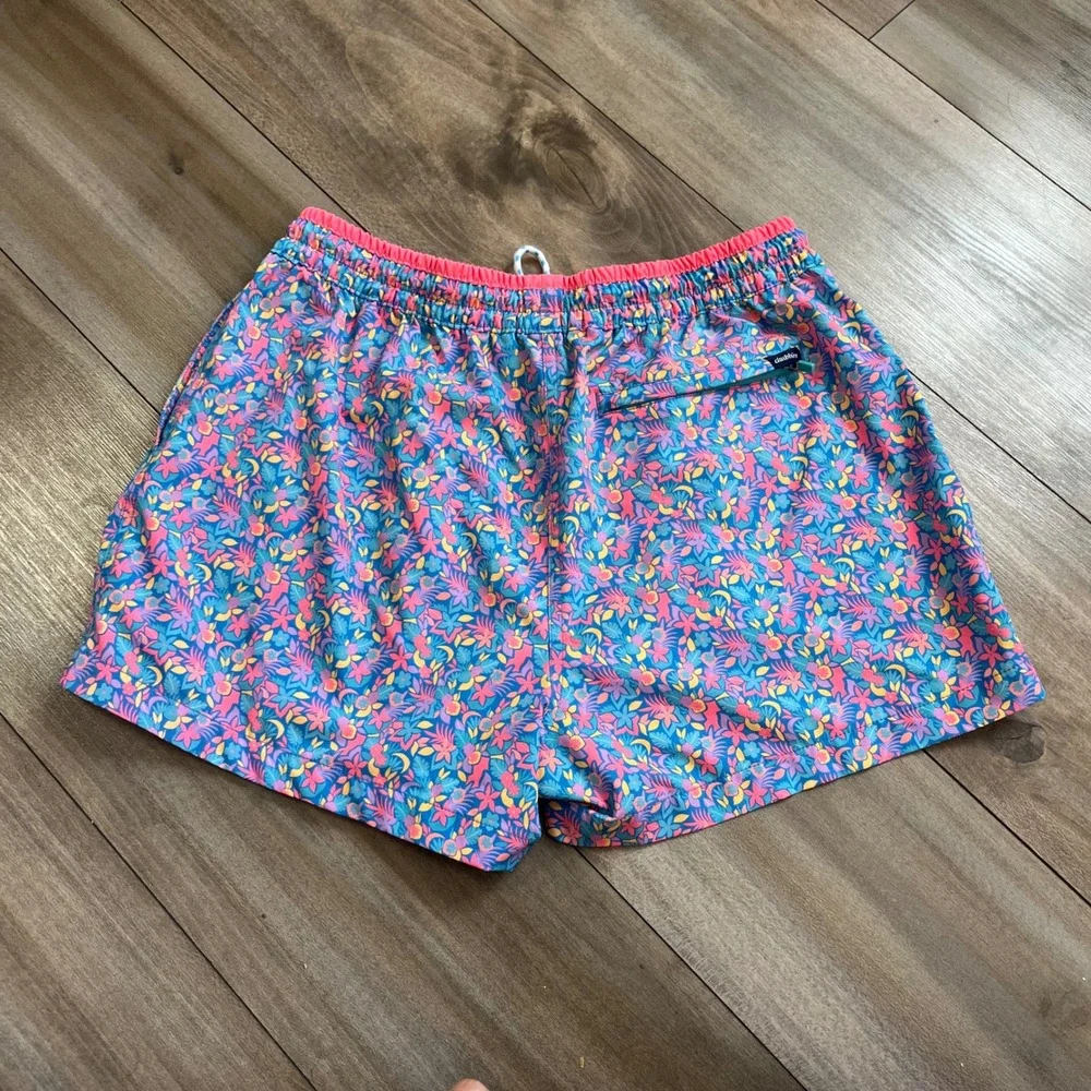 Chubbies Mens Floral Swim Trunks Blue Pink Tropical Print Shorts L Bin E-100